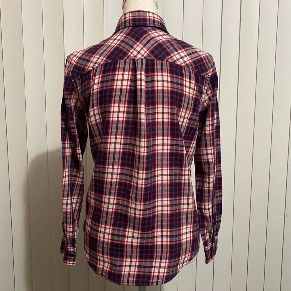 TOPS 👚 - 2 for $15 (Mix & Match) - Picture 3 of 3